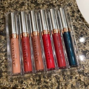 NEW FULL SIZE Anastasia Liquid Lipstick Set